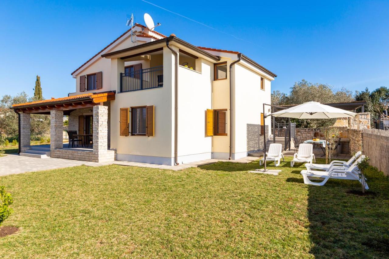 Apartments Krusec Pula Exterior foto